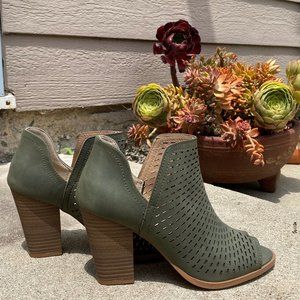 RESTRICTED- Green Bootie